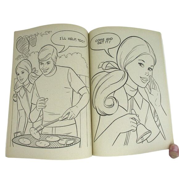 Mattel Growing Up Skipper Coloring Book w/ Paper Doll UNUSED 1978 Whitman NEW - Picture 8 of 8